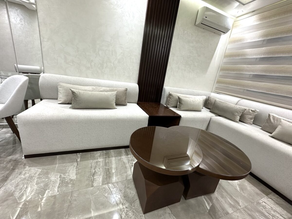 Canape blanche simple U – Image 5