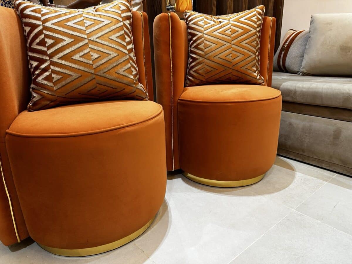 canape simple gri deux chaises oronge – Image 3